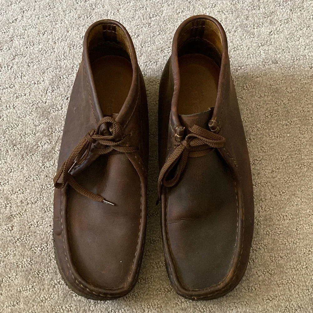 Clarks Original Wallabee leather chukka boots, Men's 10.